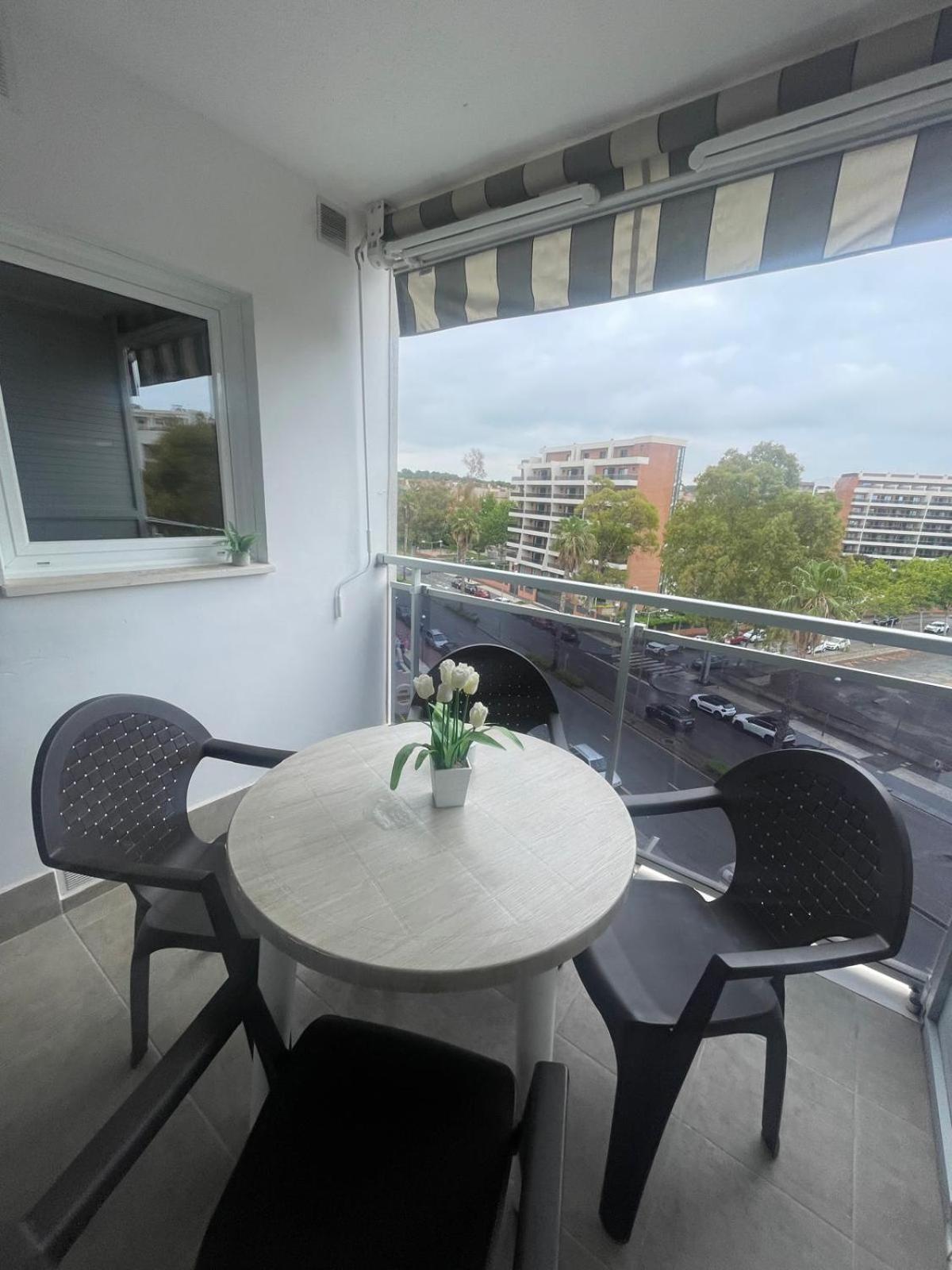Appartement Danubio Port Aventura à Salou Extérieur photo