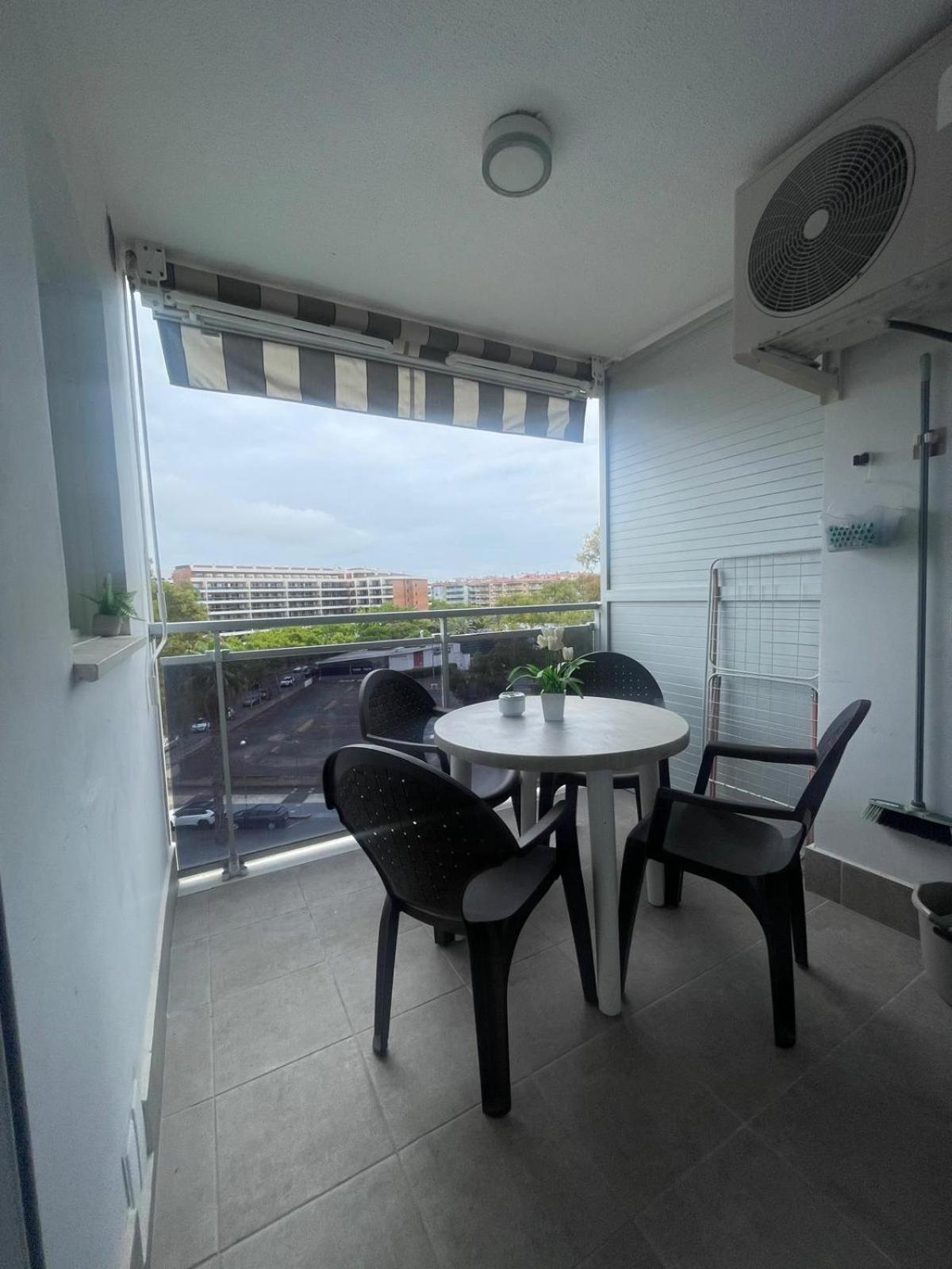 Appartement Danubio Port Aventura à Salou Extérieur photo